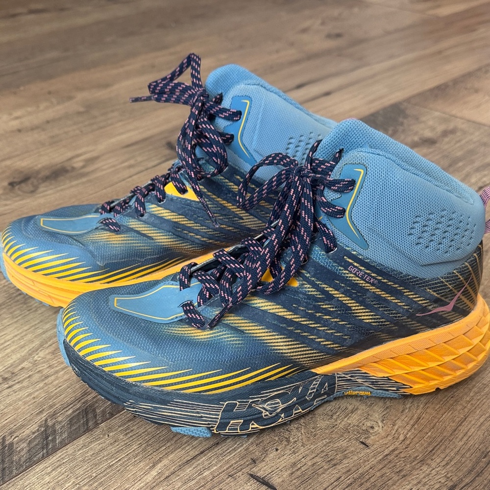 Women’s Hoka One One Speedgoat Mid 2 GTX Hiking Boot Gore-Tex Vibram Waterproof